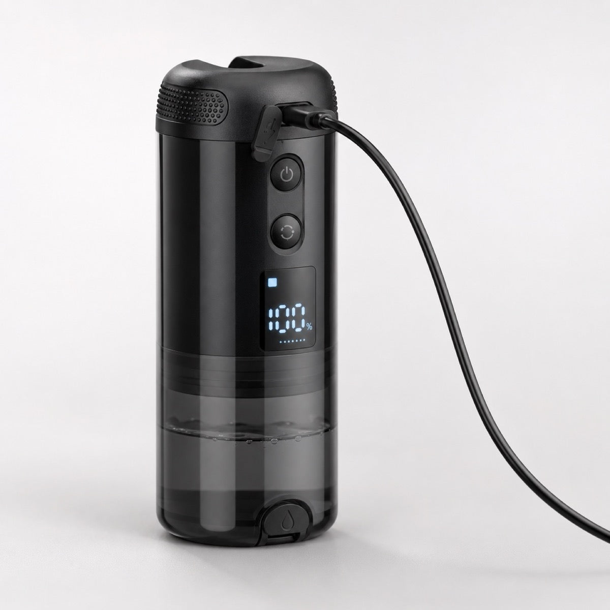 Recharge USB-C, réservoir translucide avec l'eau visible